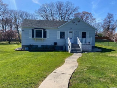 Beach Home Sale Pending in Mastic Beach, New York