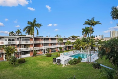 Beach Condo For Sale in Hallandale Beach, Florida