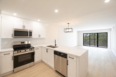 Beach Condo For Sale in Pompano Beach, Florida