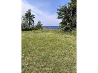 Beach Acreage For Sale in Nahma, Michigan