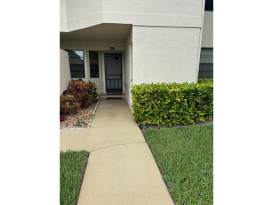 Beach Condo For Sale in Boynton Beach, Florida