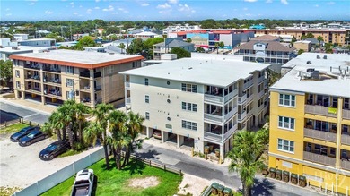 Beach Condo For Sale in Tybee Island, Georgia