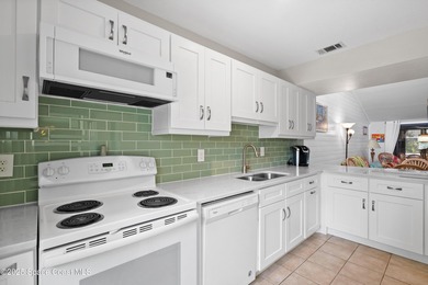 Beach Townhome/Townhouse For Sale in Port Saint Lucie, Florida