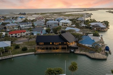 Beach Home For Sale in Rockport, Texas
