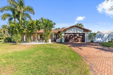 Beach Home For Sale in St. Petersburg, Florida