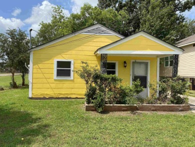 Beach Home For Sale in Port Arthur, Texas