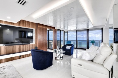 Beach Condo For Sale in Singer Island, Florida