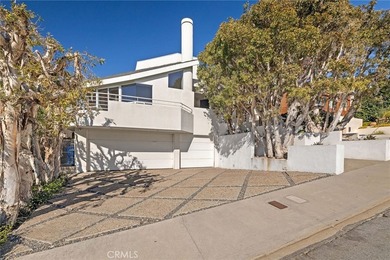 Beach Home For Sale in Manhattan Beach, California