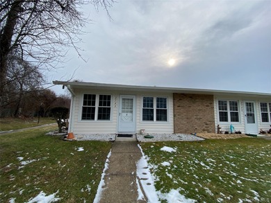 Beach Condo For Sale in Ridge, New York