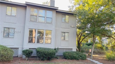 Beach Home For Sale in Hilton Head Island, South Carolina