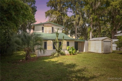 Beach Home For Sale in Crystal River, Florida