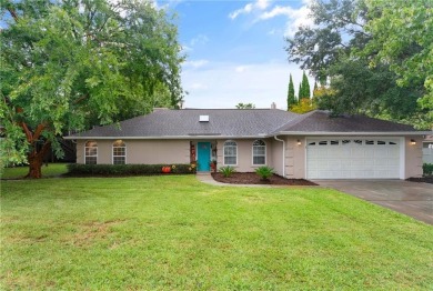 Beach Home For Sale in Saint Simons, Georgia