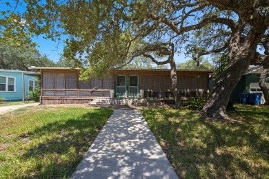Beach Home For Sale in Rockport, Texas