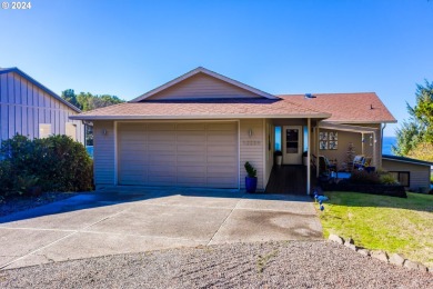 Beach Home For Sale in Newport, Oregon