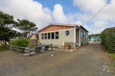 Beach Home For Sale in Yachats, Oregon