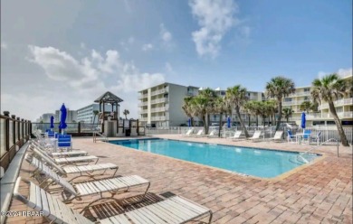 Beach Townhome/Townhouse For Sale in Daytona Beach, Florida