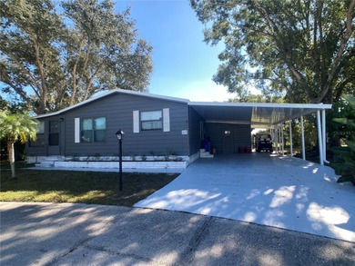 Beach Home Sale Pending in Ruskin, Florida