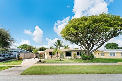 Beach Home For Sale in Lake Worth, Florida
