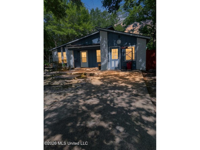 Beach Home For Sale in Gulfport, Mississippi