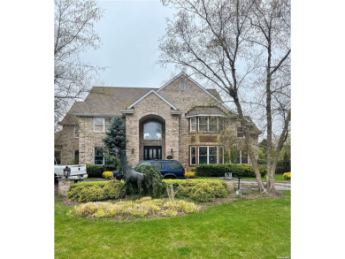 Beach Home For Sale in East Islip, New York