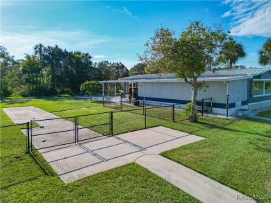 Beach Lot For Sale in Crystal River, Florida