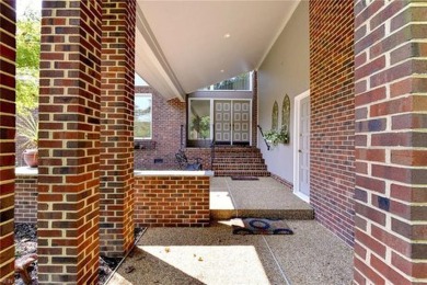 Beach Home For Sale in Williamsburg, Virginia