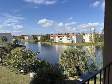 Beach Condo For Sale in Sunrise, Florida