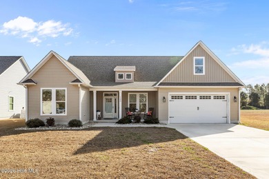 Beach Home For Sale in Swansboro, North Carolina