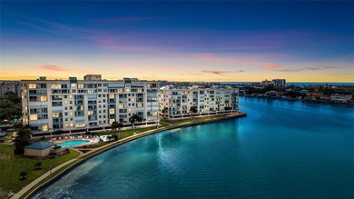 Beach Condo For Sale in South Pasadena, Florida