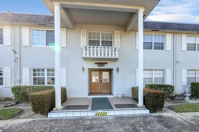 Beach Home Sale Pending in Hollywood, Florida