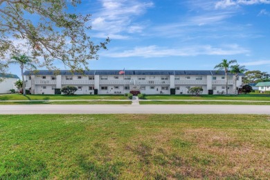 Beach Condo For Sale in Palm Beach Gardens, Florida