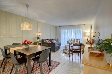 Beach Condo For Sale in Hallandale Beach, Florida