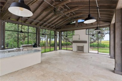 Beach Home For Sale in Saint Simons, Georgia