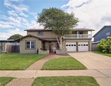 Beach Home For Sale in Portland, Texas