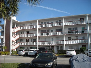Beach Condo For Sale in West Palm Beach, Florida