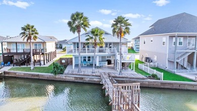 Beach Home For Sale in Rockport, Texas
