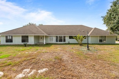 Beach Home For Sale in Aransas Pass, Texas