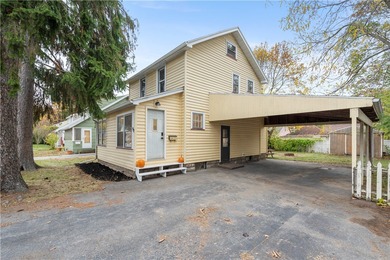 Beach Home For Sale in Rochester, New York