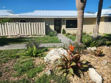 Beach Condo For Sale in Crystal River, Florida