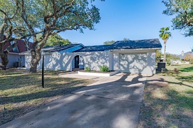 Beach Home For Sale in Rockport, Texas
