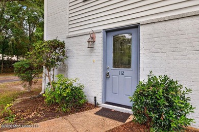 Beach Condo For Sale in Ocean Springs, Mississippi
