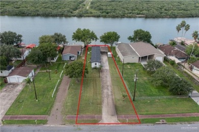 Beach Home For Sale in Rio Hondo, Texas