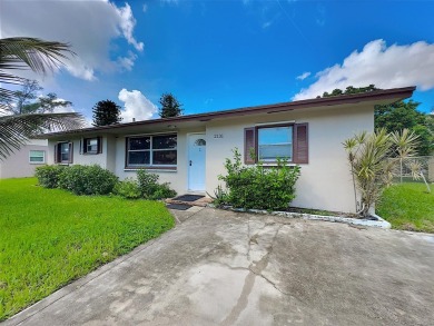 Beach Home For Sale in Boynton Beach, Florida