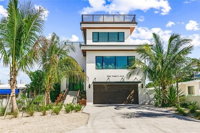 Beach Home For Sale in Sarasota, Florida