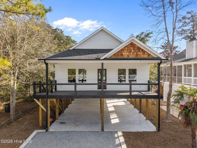 Beach Home For Sale in Oak Island, North Carolina
