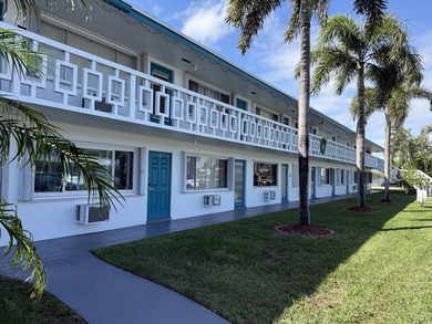 Beach Condo For Sale in Lake Worth Beach, Florida