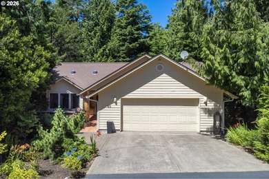 Beach Home For Sale in Depoe Bay, Oregon