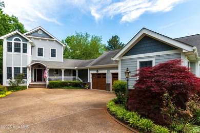 Beach Home For Sale in Hertford, North Carolina