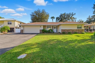 Beach Home For Sale in Crystal River, Florida