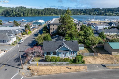 Beach Home For Sale in Florence, Oregon